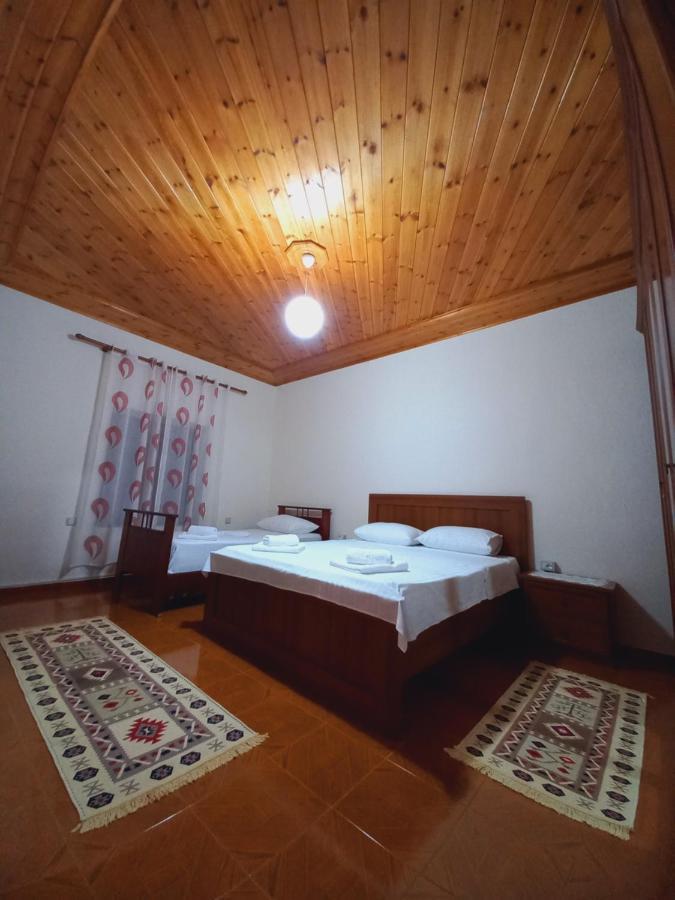 Sokolli Guest House จีโรคาสเตอร์ ภายนอก รูปภาพ